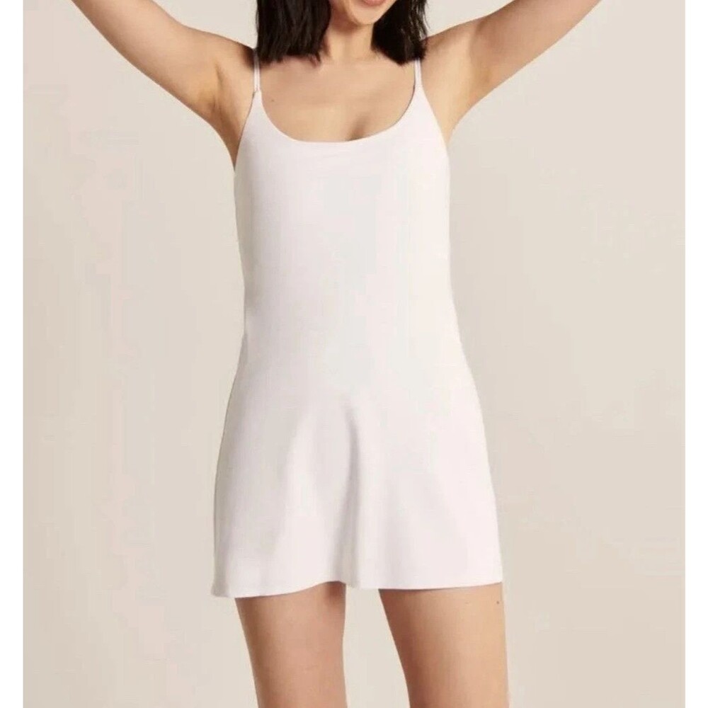 Abercrombie & Fitch White Athletic Traveler Mini Dress Size Small